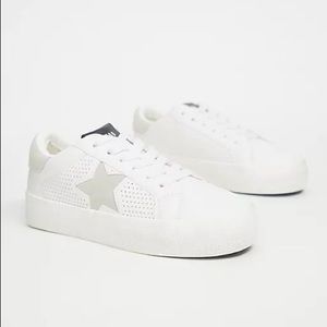 Steve Madden Starling Sneakers
